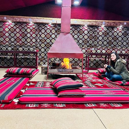 Wadi Rum Bubble Camp & Tour Екстериор снимка