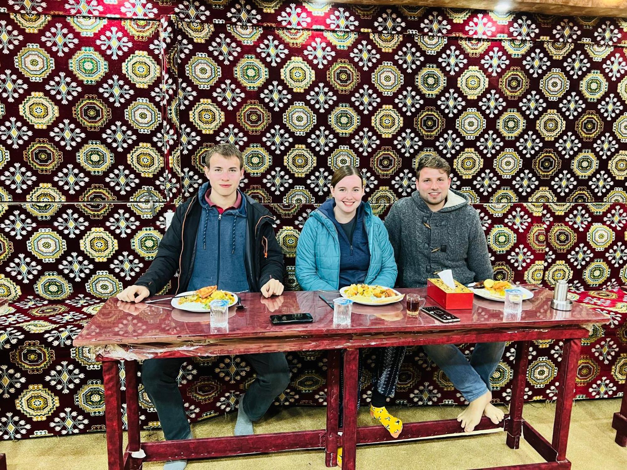 Wadi Rum Bubble Camp & Tour Екстериор снимка