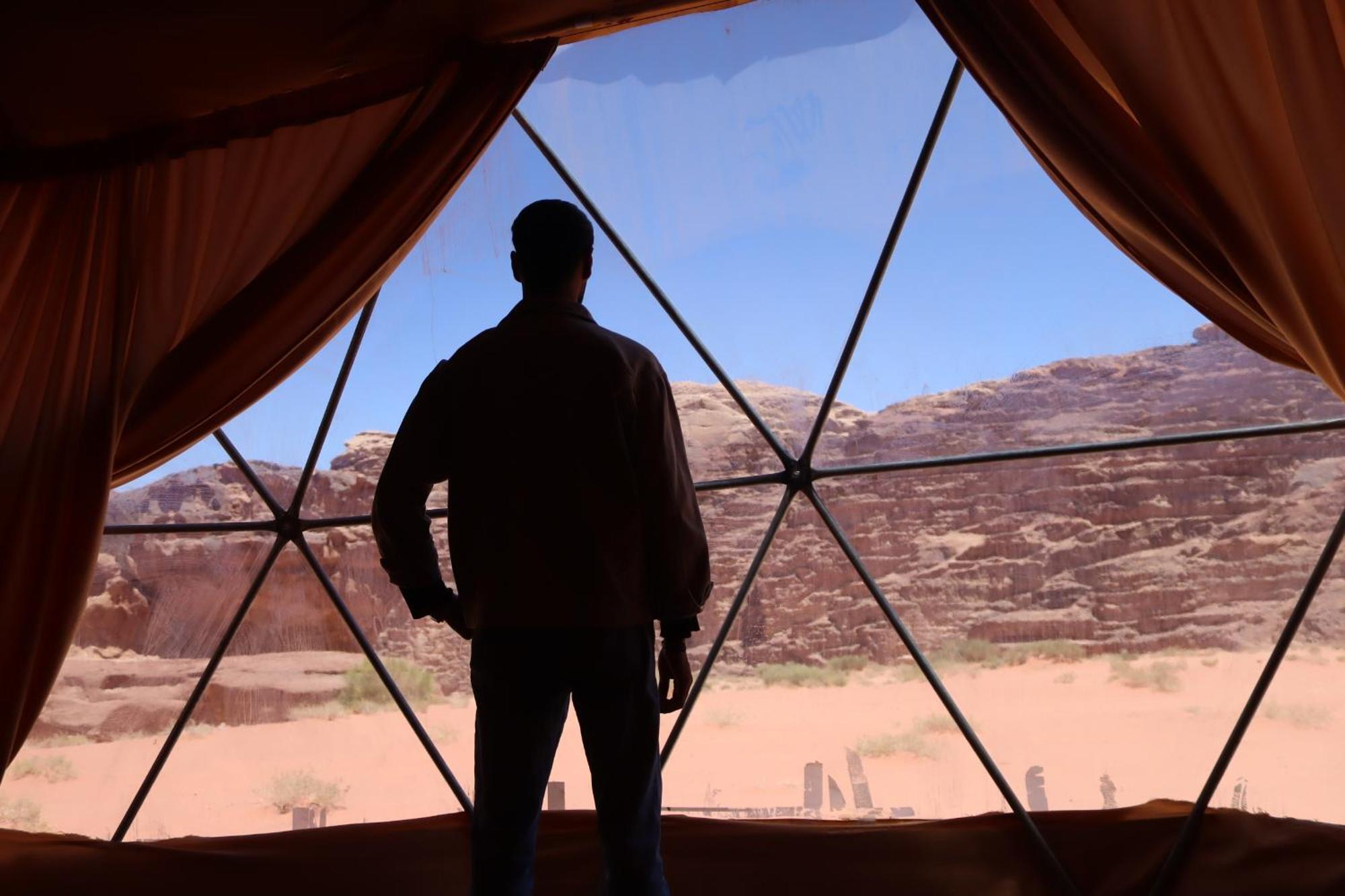 Wadi Rum Bubble Camp & Tour Екстериор снимка