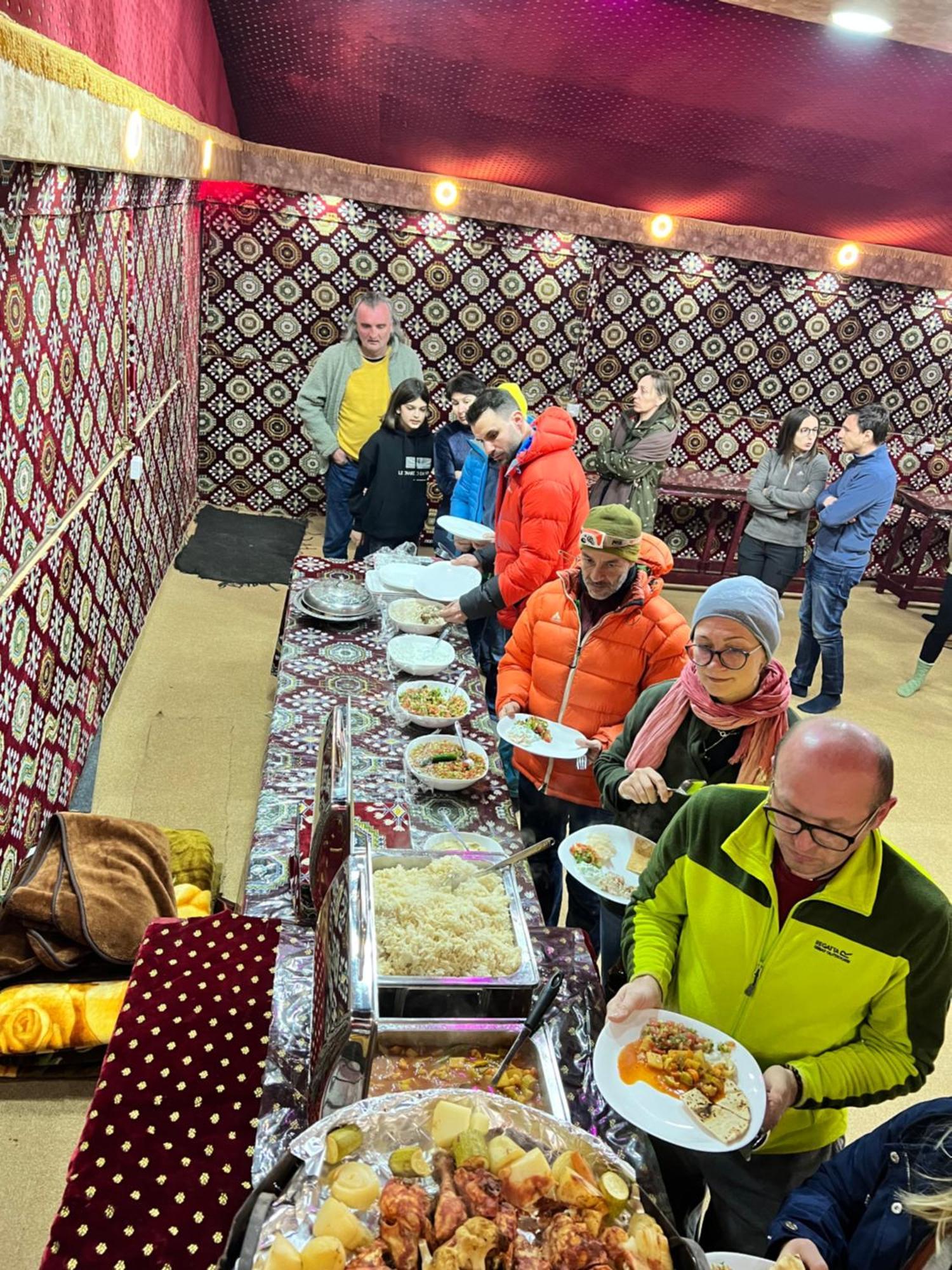 Wadi Rum Bubble Camp & Tour Екстериор снимка